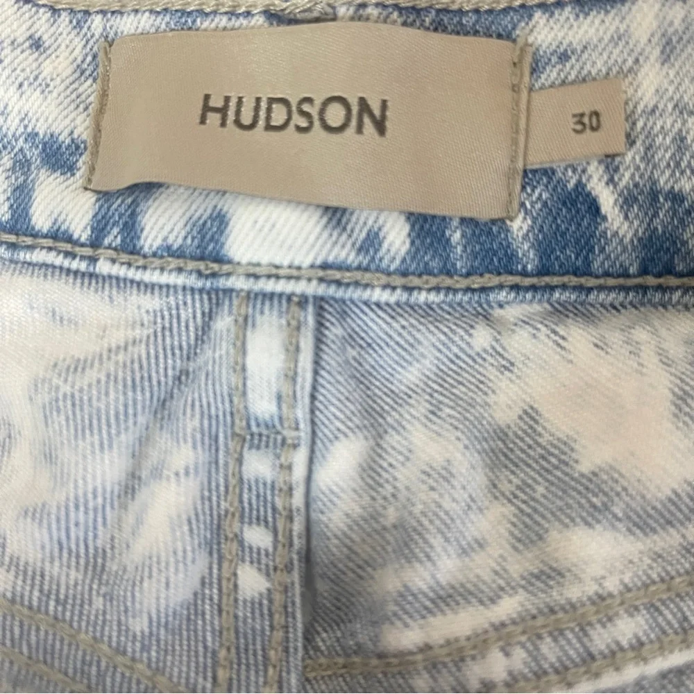 HUDSON Men’s Reese Straight Leg White Acid Wash Jean, Size 30